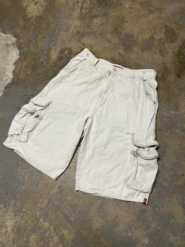 2000s Baggy Ecko Unlimited Shorts (36)